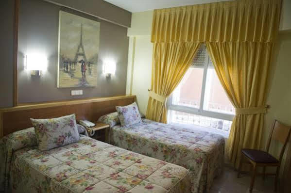 Hotel Escudero Ciudad Real Ngoại thất bức ảnh