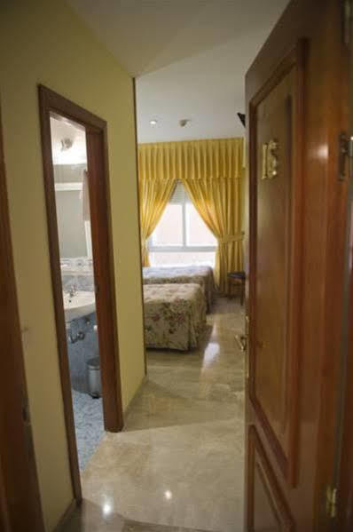Hotel Escudero Ciudad Real Ngoại thất bức ảnh